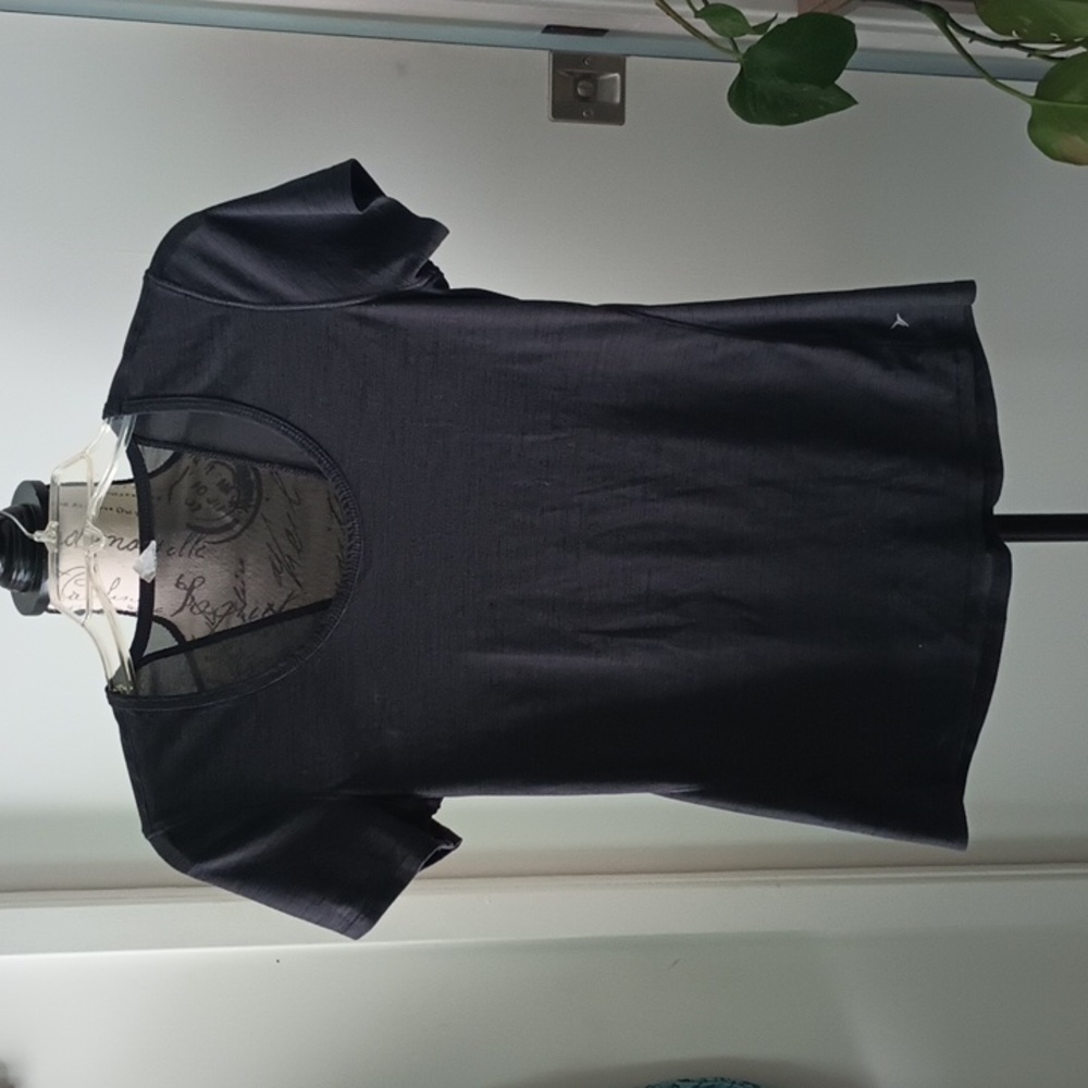 OLD NAVY ACTIVE Tee